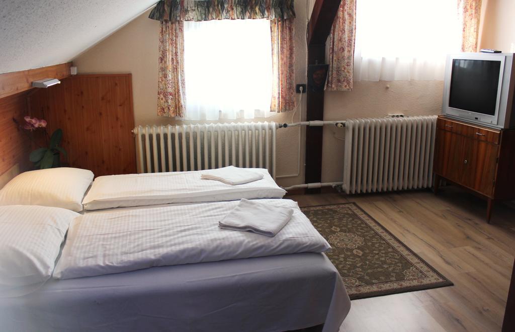 Erika Vendégház Szentendre Extérieur photo